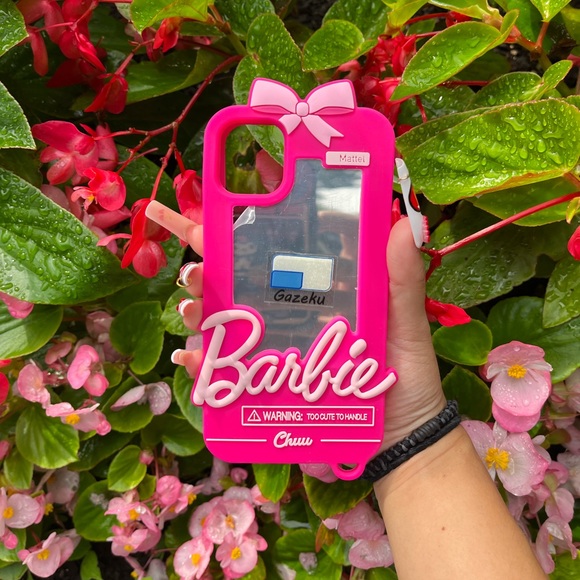 Barbie iPhone case 🎀 - Picture 6 of 10